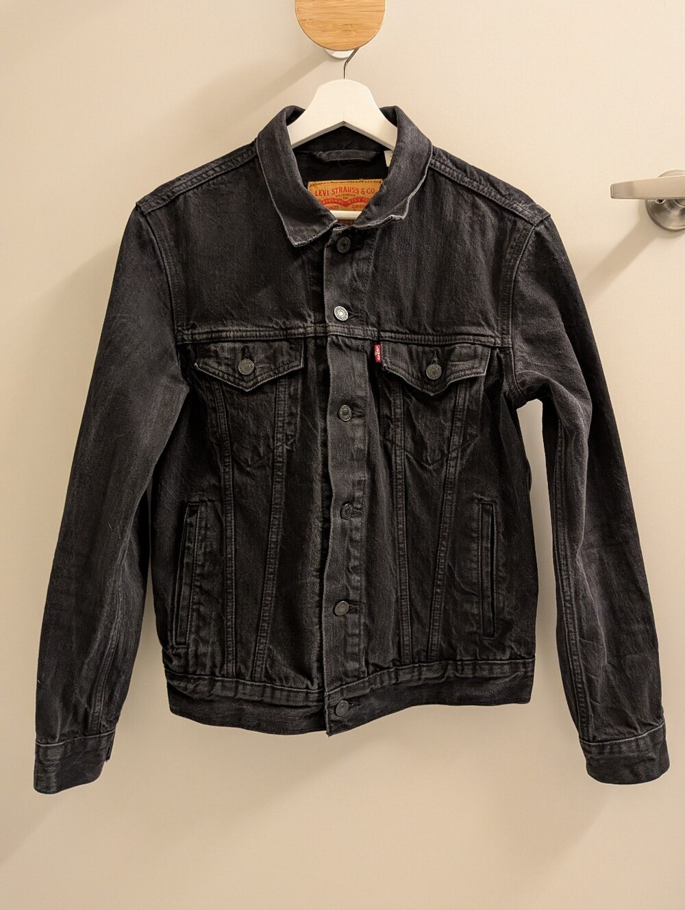 Levi's Men's Denim Trucker Jacket, Black, Standard Fit, Size S